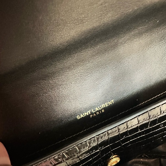 CASSANDRE PHONE HOLDER IN SHINY CROCODILE-EMBOSSED LEATHER - Picture 7 of 7